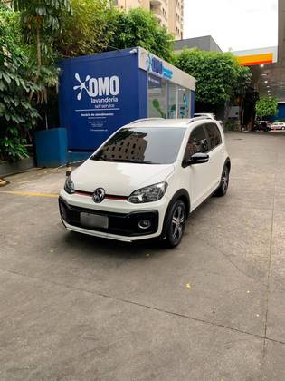 VOLKSWAGEN UP 1.0 170 TSI TOTAL FLEX XTREME 4P MANUAL